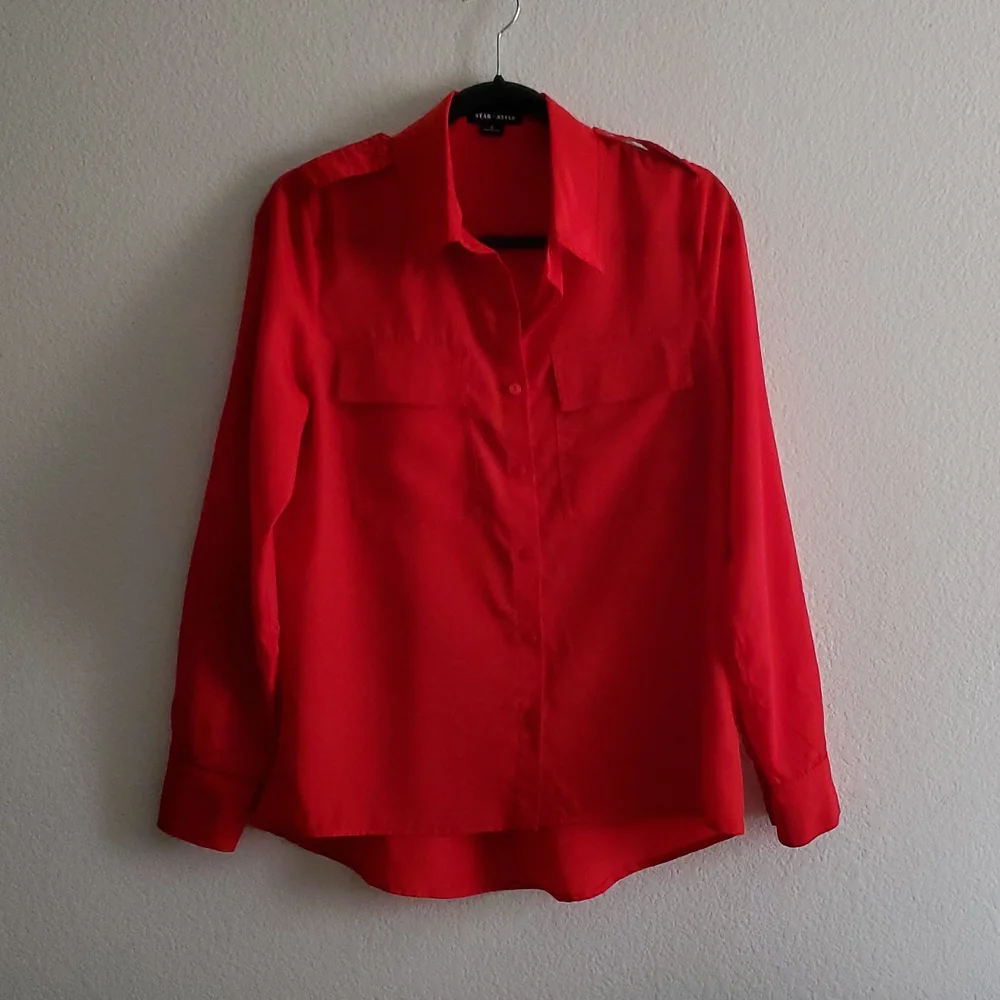 Star Style Blouse - Picture 4 of 4